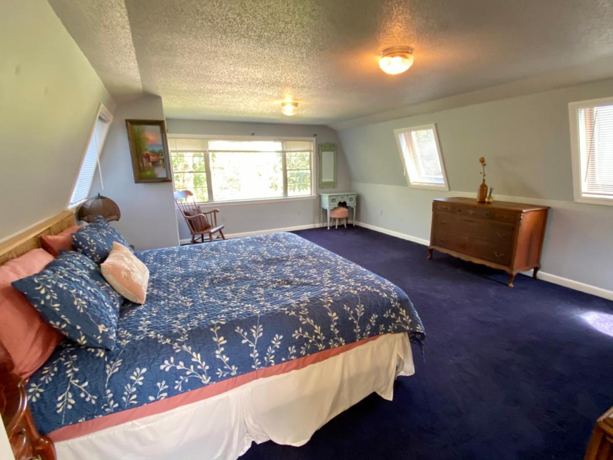 1 Bed Cottage, Partial Waterviews & Water Access Westport Buitenkant foto